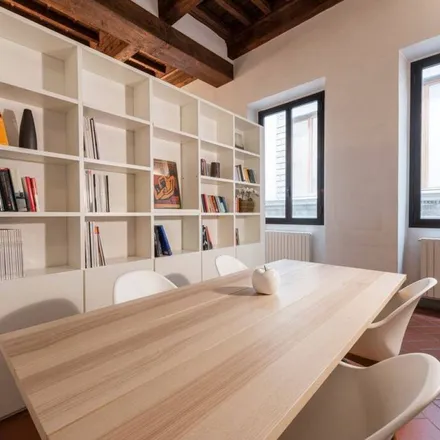 Image 2 - Giovanni Raspini, Via Porta Rossa, 50123 Florence FI, Italy - Apartment for rent