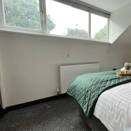 Image 7 - Rombalds View, Leeds, LS12 2BE, United Kingdom - Apartment for rent
