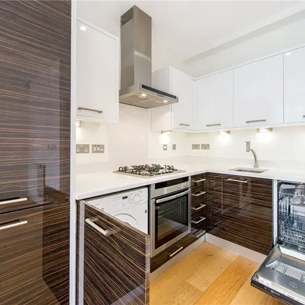 Rent this 1 bed apartment on Kingsley Lodge in 9-27 New Cavendish Street, East Marylebone