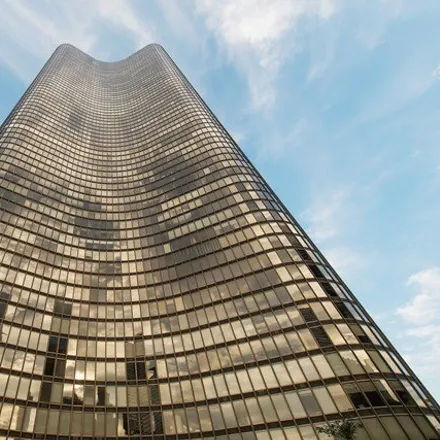 Rent this 1 bed condo on Lake Point Tower in 505 North Lake Shore Drive, Chicago