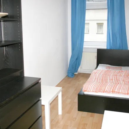 Rent this 5 bed room on Juliusstraße 28 in 12051 Berlin, Germany