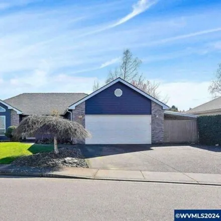 Buy this 3 bed house on 1666 El Segundo Avenue Northeast in Clear Lake, Keizer
