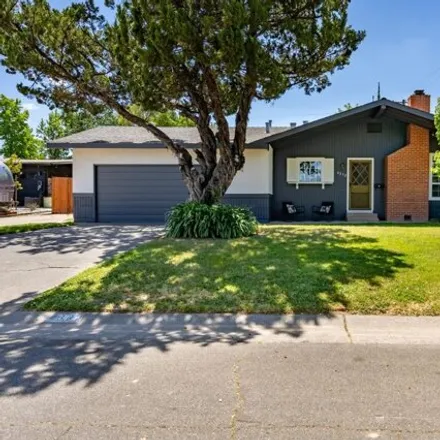 Buy this 3 bed house on 4368 Figwood Way in Sacramento County, CA 95864