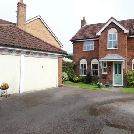 Buy this 4 bed house on 6 Stonehill Close in Warrington, WA4 5QD