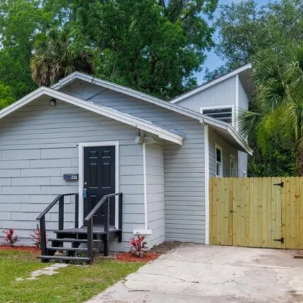 Buy this 3 bed house on 685 East 31st Street in Jacksonville, FL 32206