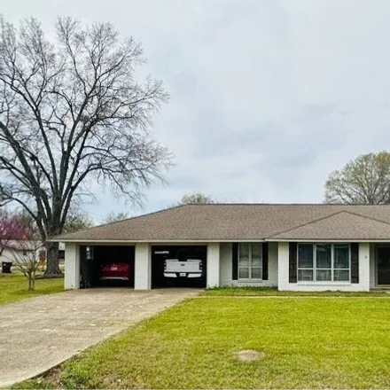 Image 1 - 145 Mullen Avenue, Nettleton, Lee County, MS 38858, USA - House for sale