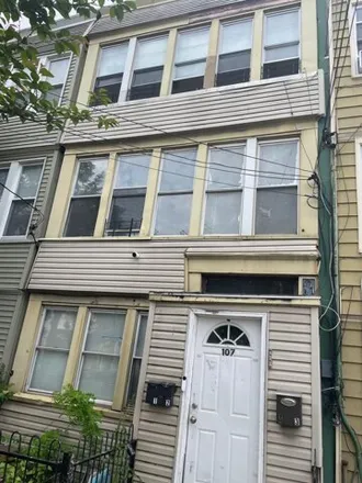 Rent this 2 bed house on 107 Oak St Unit 2 in Jersey City, New Jersey