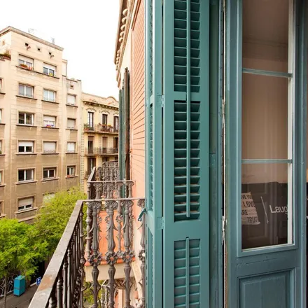 Image 6 - Triangle friqui, Carrer de Girona, 78, 08009 Barcelona, Spain - Apartment for rent
