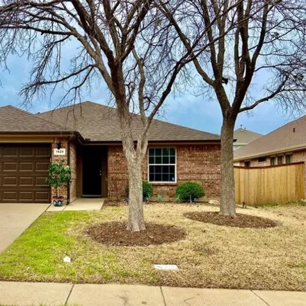 Buy this 3 bed house on 1429 Bluff Oak Way in Fort Worth, TX 76131