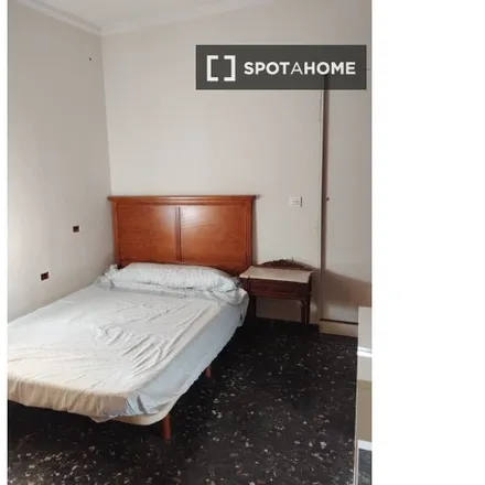 Rent this 2 bed room on Iglesia de la Merced in Plaza Beato Andrés Hibernón, 30001 Murcia