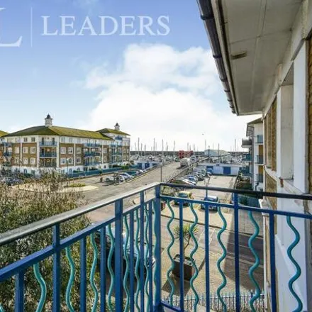 Image 1 - Hamilton Court, The Strand, Roedean, BN2 5SH, United Kingdom - Room for rent