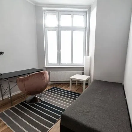 Rent this 6 bed apartment on aleja Niepodległości in 70-225 Szczecin, Poland