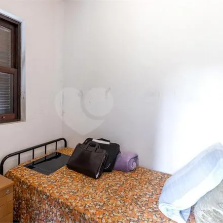 Buy this 3 bed house on Alameda das Curruíras in Caraguatá, Mairiporã - SP