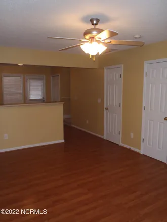 Image 3 - 175 Liberty Drive, Pinewood Downs, Jacksonville, NC 28546, USA - Condo for rent