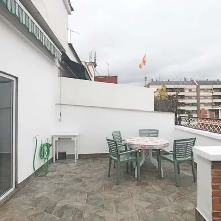 Rent this 2 bed apartment on Madrid in Calle del General Margallo, 15