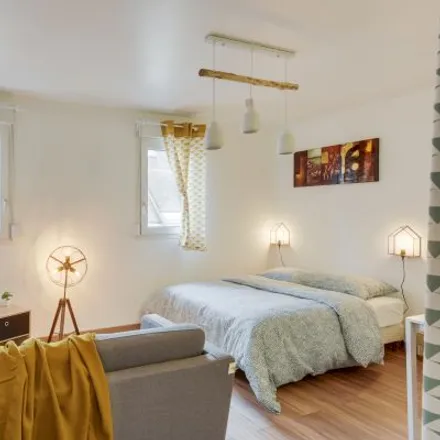 Rent this 4 bed apartment on Le Camaïeu in Rue du Grand Feu, 76100 Rouen