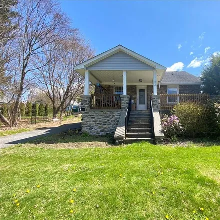 Buy this 3 bed house on 192 Scoville Hill Road in Harwinton, CT 06791