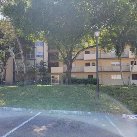 Buy this 3 bed condo on 6 in 6200 Falls Circle Drive South, Lauderhill