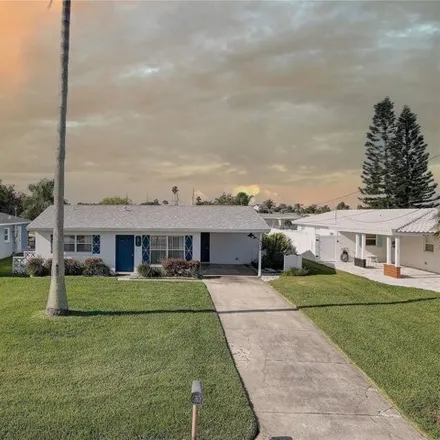 Image 5 - 4424 Floramar Ter, New Port Richey, Florida, 34652 - House for sale