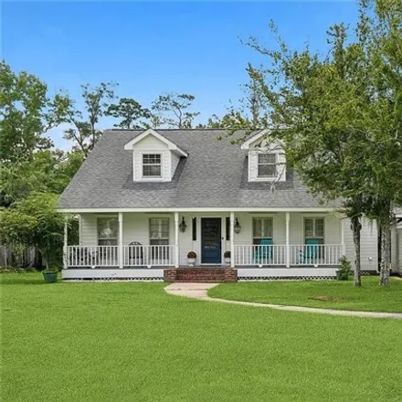 Image 1 - 210 Spruce St, Mandeville, Louisiana, 70471 - House for sale