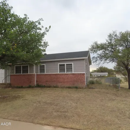 Buy this 3 bed house on 2700 Magnolia Street in Amarillo, TX 79107