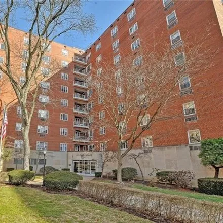 Image 1 - University Square, North Neville Street, Pittsburgh, PA 15289, USA - Apartment for sale
