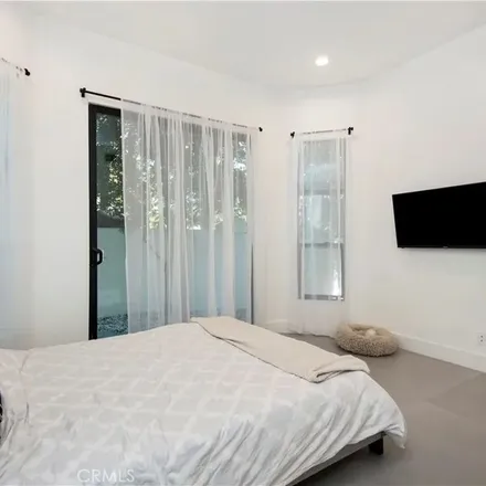 Rent this 5 bed apartment on Cerrillos Drive in Los Angeles, CA 91370
