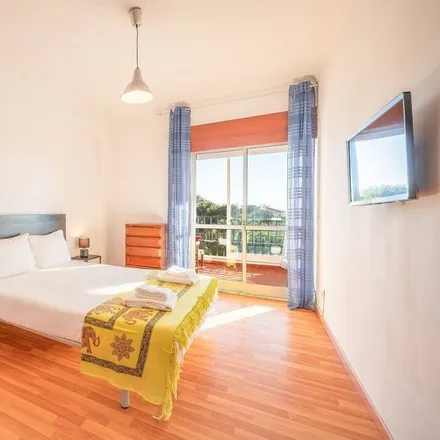 Rent this 1 bed apartment on Escoteiros de Portugal - Grupo 107 de Cascais in Cascais Rivieira, Praceta Capitão Mouzinho de Albuquerque