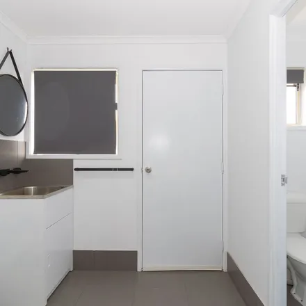 Image 5 - Caddy Avenue, Urraween QLD 4655, Australia - Apartment for rent