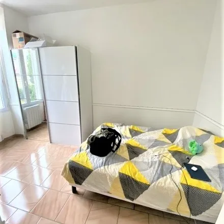 Rent this 2 bed apartment on 30 Promenade du Grand Mail in 72400 La Ferté-Bernard, France