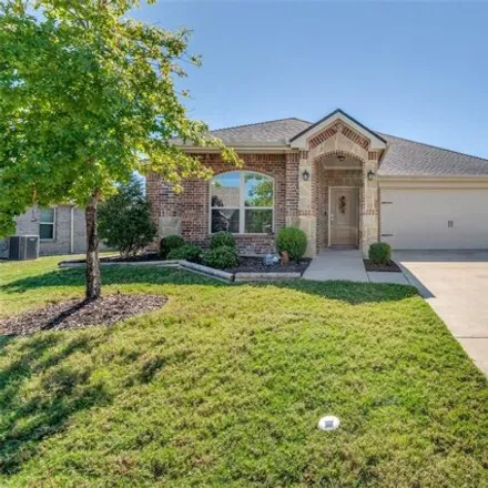 Buy this 3 bed house on 174 Broken Arrow Street in Waxahachie, TX 75165