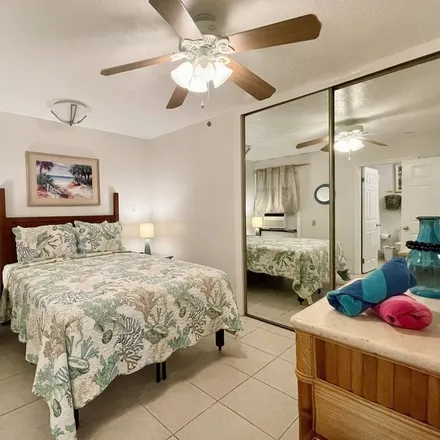 Rent this 2 bed condo on Lihue in HI, 96766