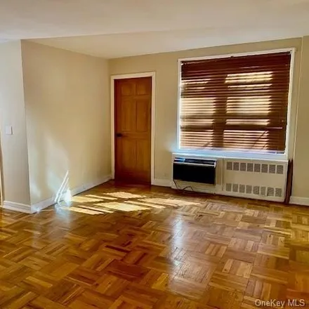 Rent this studio apartment on 277 Bronx River Road in City of Yonkers, NY 10704