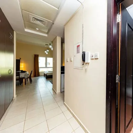 Image 2 - International City, Dubai, United Arab Emirates - Apartment for rent
