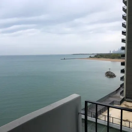 Image 6 - Malibu East, 6033 North Sheridan Road, Chicago, IL 60660, USA - Condo for sale