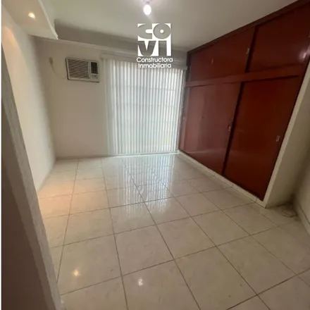 Buy this 8 bed apartment on Calle Heriberto Jara Corona in 91919 Veracruz, VER