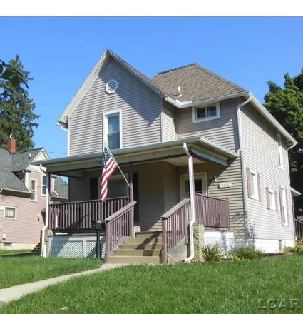 Buy this 3 bed house on 406 West Maple Avenue in Adrian, MI 49221