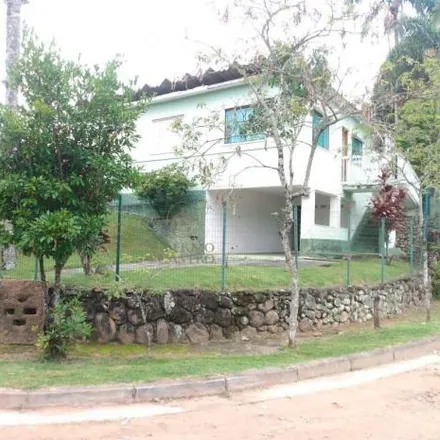 Buy this 2 bed house on Rua Anna Zamarzahl Y Carnero in Massaguaçú, Caraguatatuba - SP