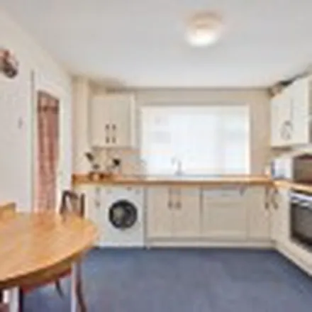 Rent this 3 bed apartment on Springwood Gardens in Arnold, NG5 4HB
