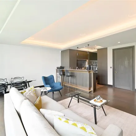 Rent this 2 bed apartment on The Chilterns in Paddington Street, London