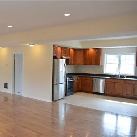 Rent this 4 bed house on Chestnut Street in Barnesville, New Haven