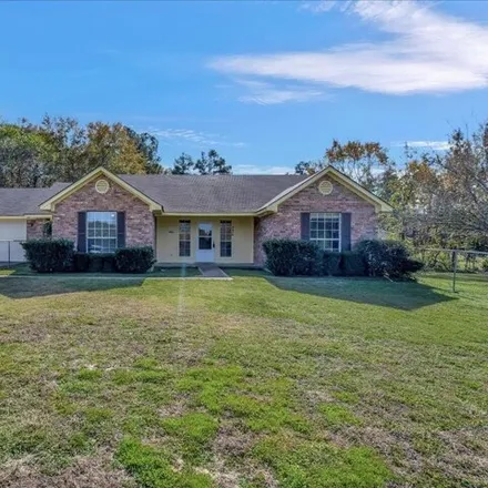 Buy this 3 bed house on 1018 Berry Road in Lufkin, TX 75904