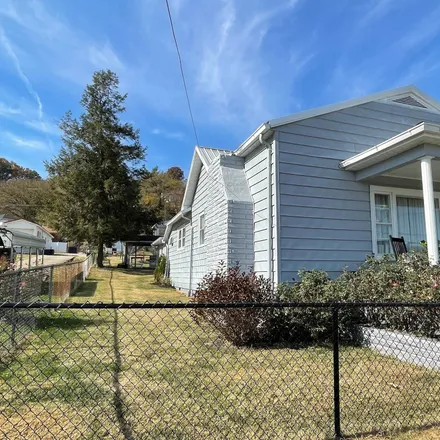 Image 3 - 3410 Spring Street, Catlettsburg, Boyd County, KY 41129, USA - House for sale