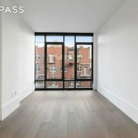 Image 4 - Oosten, South 9th Street, New York, NY 11249, USA - Apartment for rent