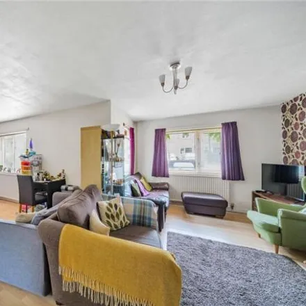 Image 2 - Gloucester Road, Lower Compton, SN11 8QX, United Kingdom - Duplex for sale