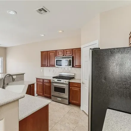 Image 4 - 10650 South Petricola Street, Paradise, NV 89183, USA - Townhouse for sale