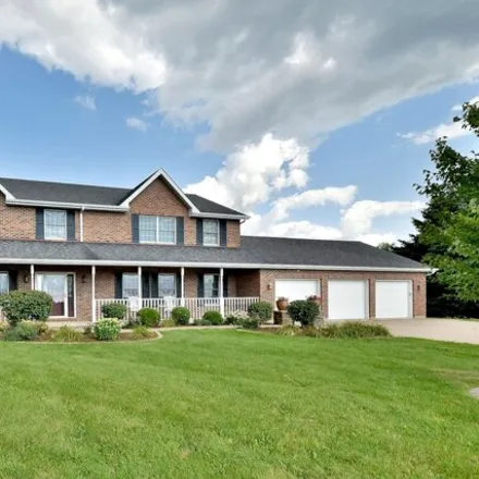 Buy this 4 bed house on unnamed road in Sycamore, IL 60178