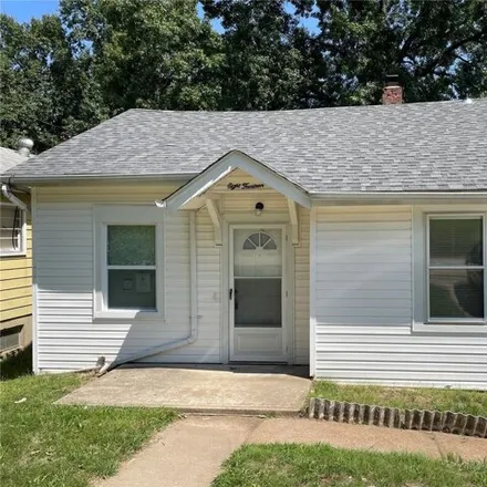 Buy this 4 bed house on 824 Elsworth Place in Ferguson, MO 63135