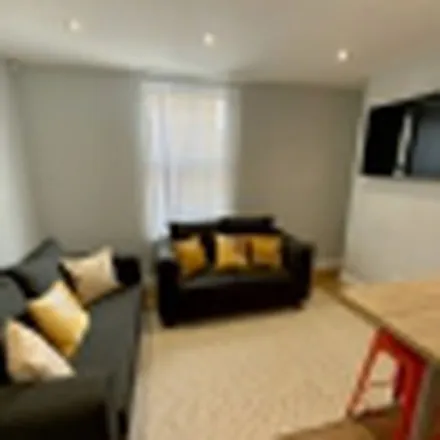 Image 4 - Alderson Road, Liverpool, L15 1HG, United Kingdom - Apartment for rent