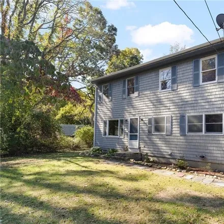 Buy this 3 bed house on 720 South Road in South Kingstown, RI 02879